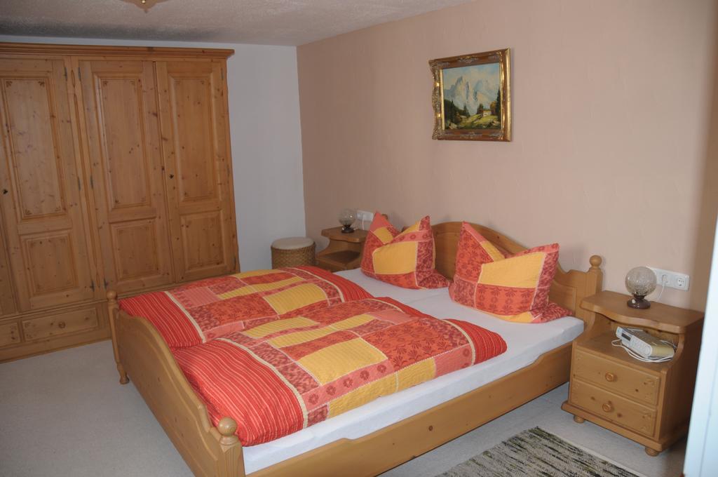 Gästehaus Bergfrieden Bolsterlang Zimmer foto